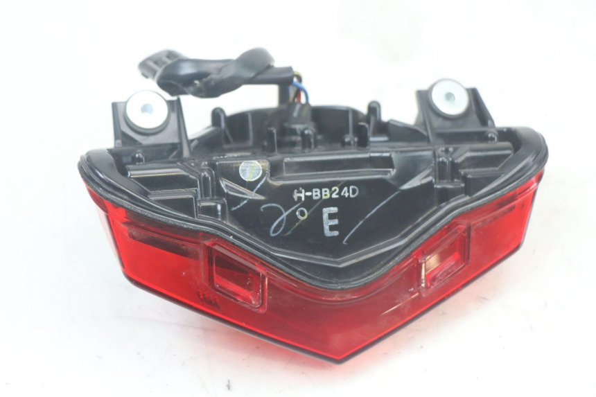 photo de FEU ARRIERE KAWASAKI ER-6 ER6 N 650 (2012 - 2016)