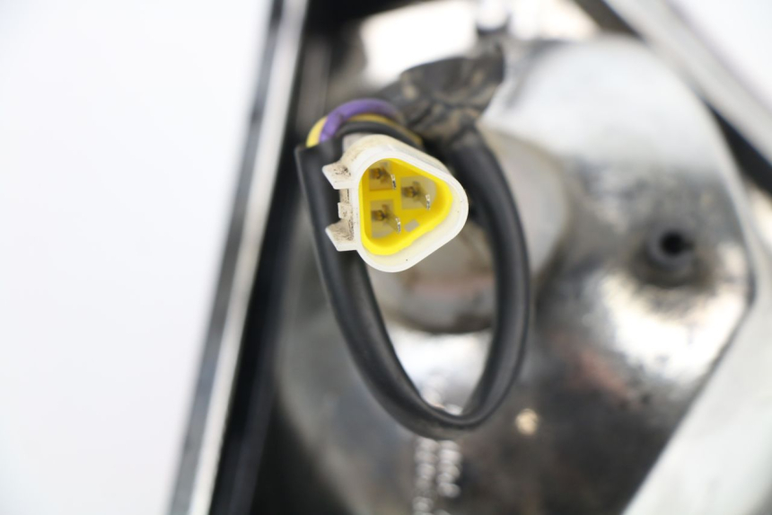 photo de FEU ARRIERE KEEWAY FLASH 2T 50 (2007 - 2011) - Zoom état d’usage