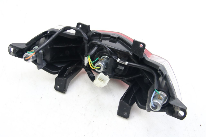 photo de FEU ARRIERE PEUGEOT KISBEE 2T 50 (2018 - 2022)