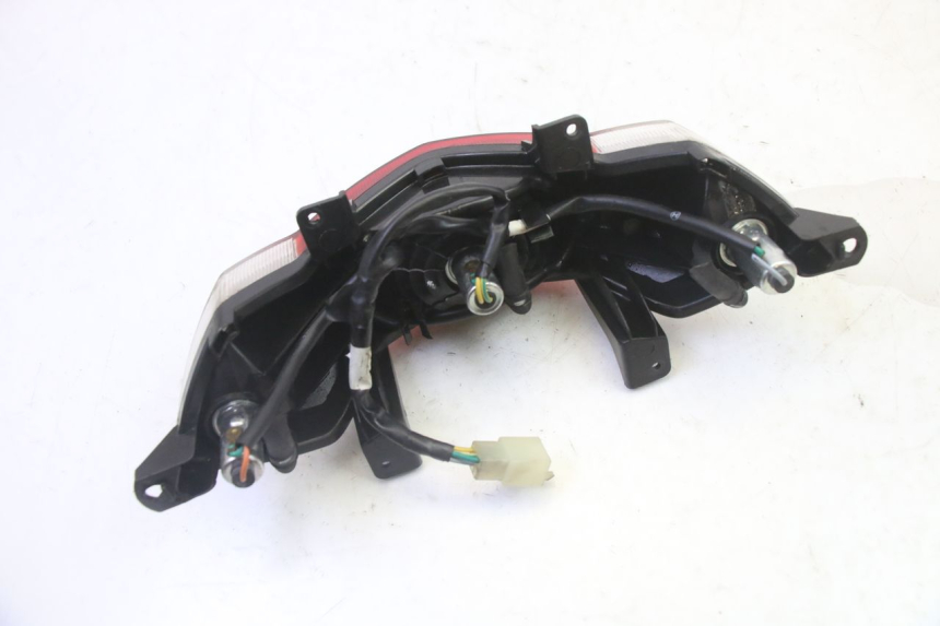 photo de FEU ARRIERE PEUGEOT KISBEE 2T 50 (2010 - 2017)