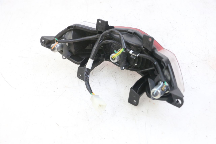 photo de FEU ARRIERE PEUGEOT KISBEE 4T 50 (2018 - 2022)