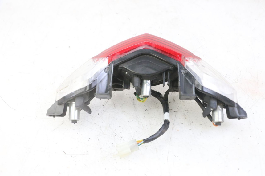 photo de FEU ARRIERE PEUGEOT KISBEE 4T 50 (2018 - 2022)
