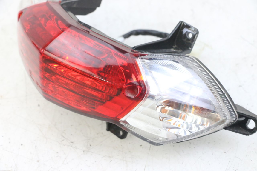 photo de FEU ARRIERE PEUGEOT KISBEE 4T 50 (2018 - 2022)