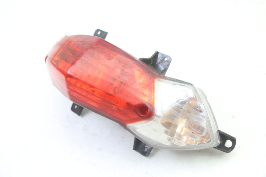 photo de FEU ARRIERE PEUGEOT KISBEE 4T 50 (2018 - 2022)