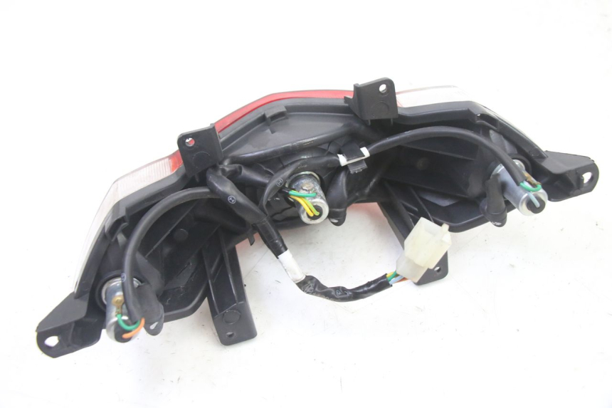 photo de FEU ARRIERE PEUGEOT KISBEE 4T 50 (2018 - 2022)