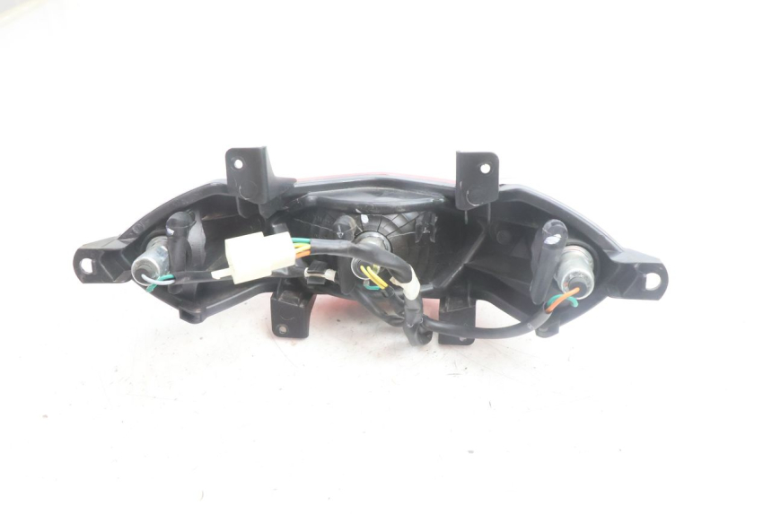 photo de FEU ARRIERE PEUGEOT KISBEE 4T 50 (2010 - 2017) - Points de fixation