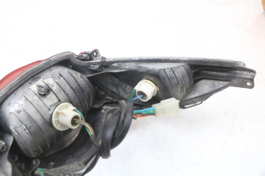 photo de FEU ARRIERE ORCAL KITE 4T 50 (2019 - 2023) - Vue produit