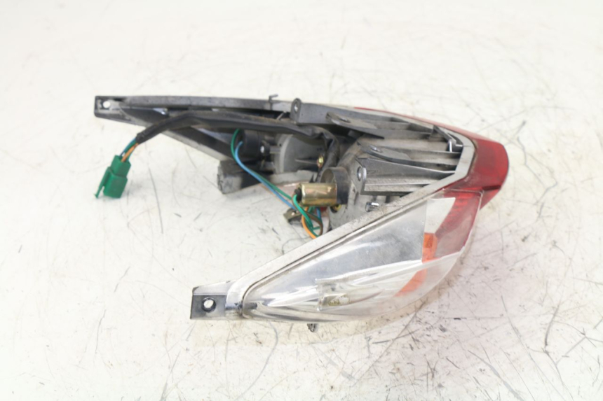 photo de FEU ARRIERE KYMCO AGILITY RS 4T 50 (2009 - 2013) - Vue d’ensemble
