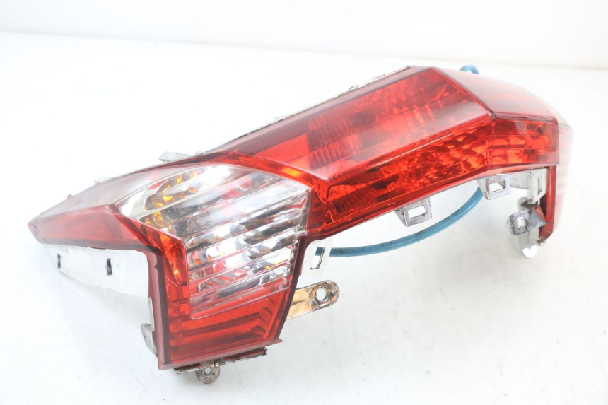 photo de FEU ARRIERE KYMCO DINK STREET ABS 125 (2011 - 2018)