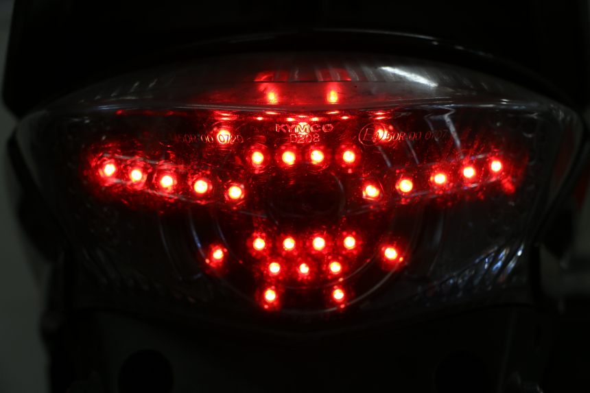 photo de FEU ARRIERE KYMCO PEOPLE S 125 (2000 - 2008)