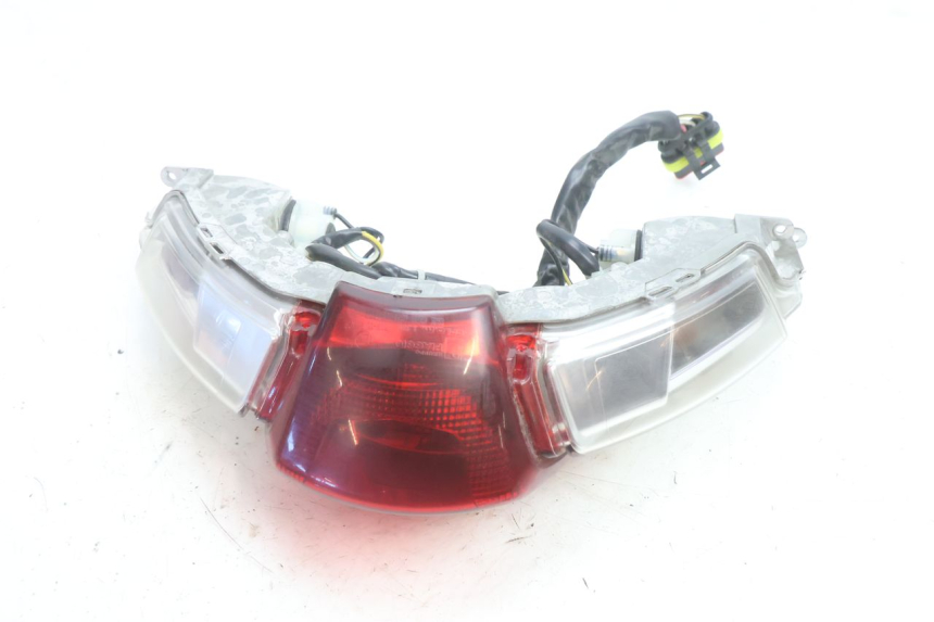 photo de FEU ARRIERE PIAGGIO LIBERTY IGET 4T 50 (2021 - 2025) - Gros plan technique
