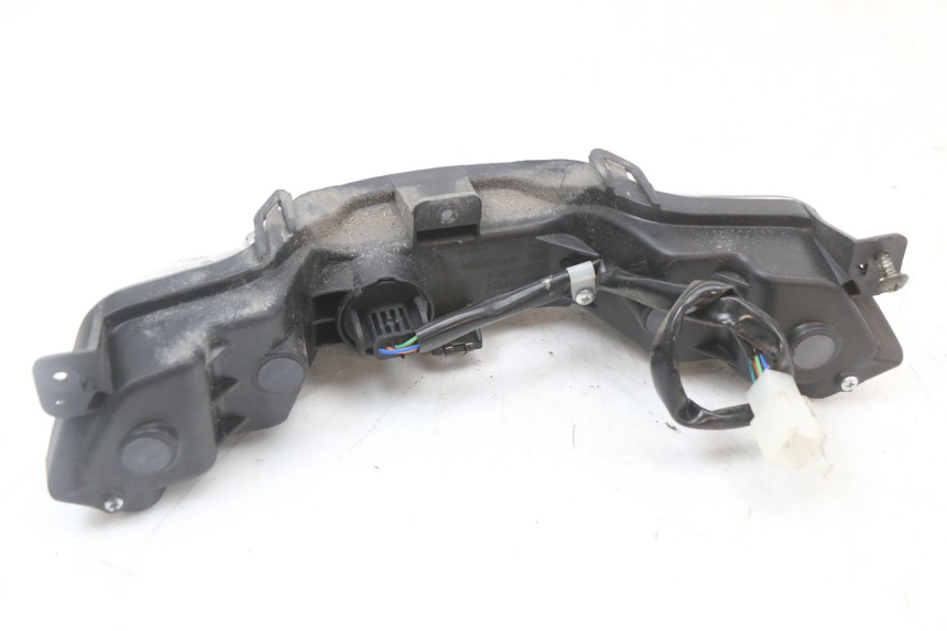 photo de FEU ARRIERE LONGJIA EASY MAX 125 (2020 - 2024)