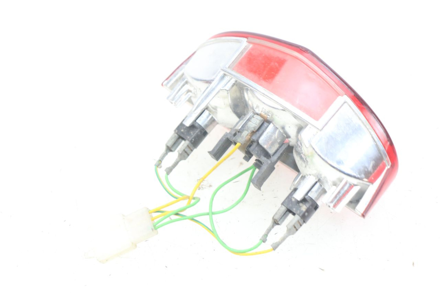 photo de FEU ARRIERE PEUGEOT LUDIX BLASTER 50 (2006 - 2014) - Autre angle de vue