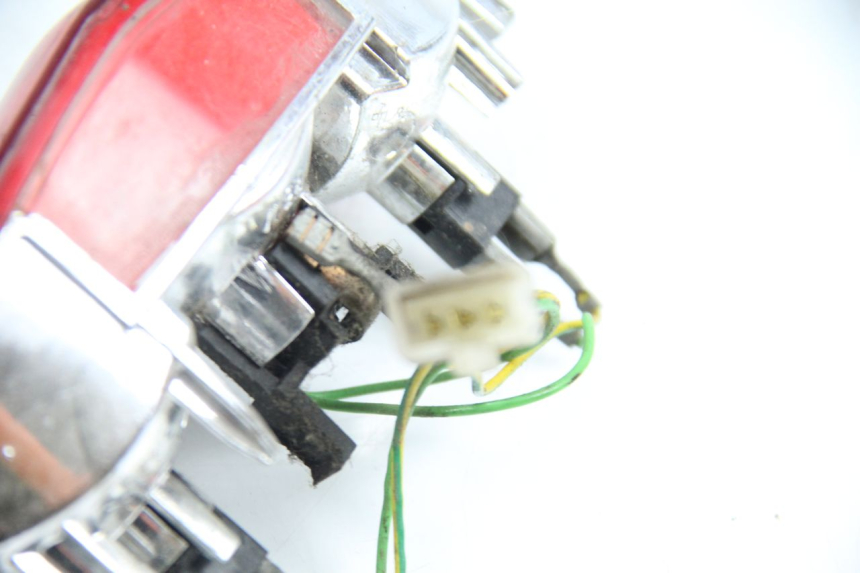 photo de FEU ARRIERE PEUGEOT LUDIX 50 (2005 - 2007)