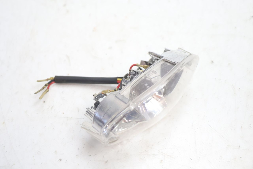 photo de FEU ARRIERE PEUGEOT LUDIX SNAKE 2T 50 (2004 - 2014) - Gros plan technique