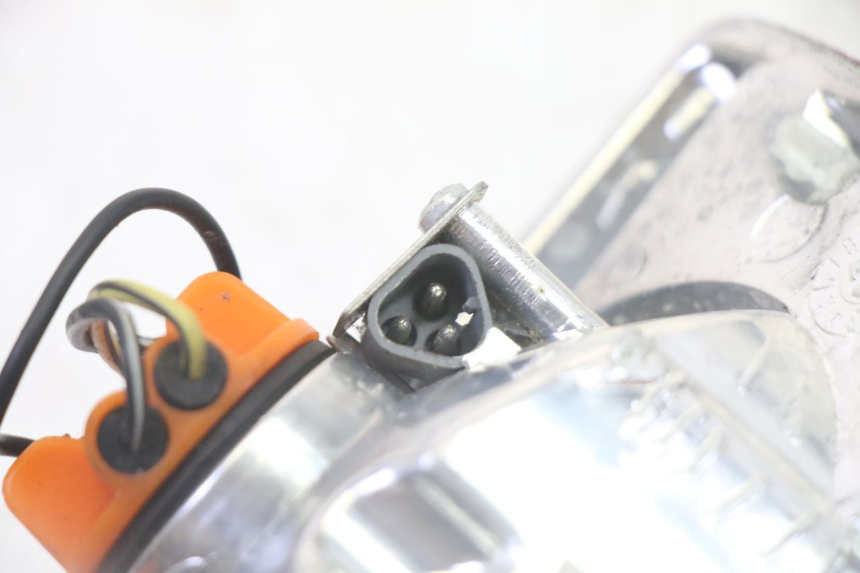 photo de FEU ARRIERE PIAGGIO LXV 4T 50 (2009 - 2013)