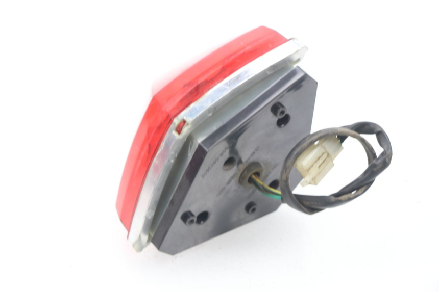 photo de FEU ARRIERE EUROCKA MATADOR 4T 50 (2010 - 2016) - État de surface