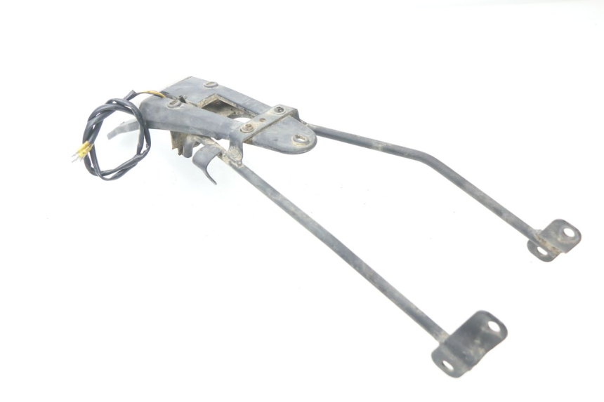 photo de FEU ARRIERE ASIAWING NC ENDURO 250 (2015 - 2021) - État de surface