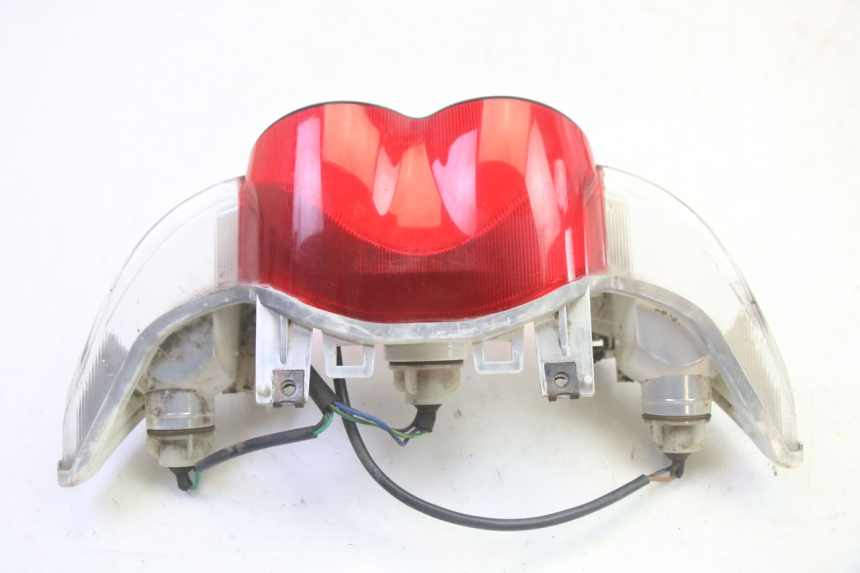 photo de FEU ARRIERE YAMAHA NEOS NEO'S 4T 50 (2008 - 2016) - Gros plan technique