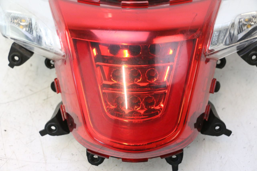 photo de FEU ARRIERE KYMCO LIKE 4T 50 (2019 - 2025) - Détail de la pièce