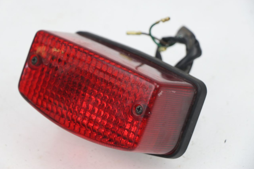 photo de FEU ARRIERE HONDA NPS ZOOMER 50 (2004 - 2013) - Points de fixation