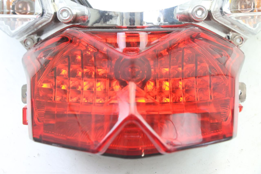 photo de FEU ARRIERE SYM ORBIT III 3 4T 50 (2021 - 2025)