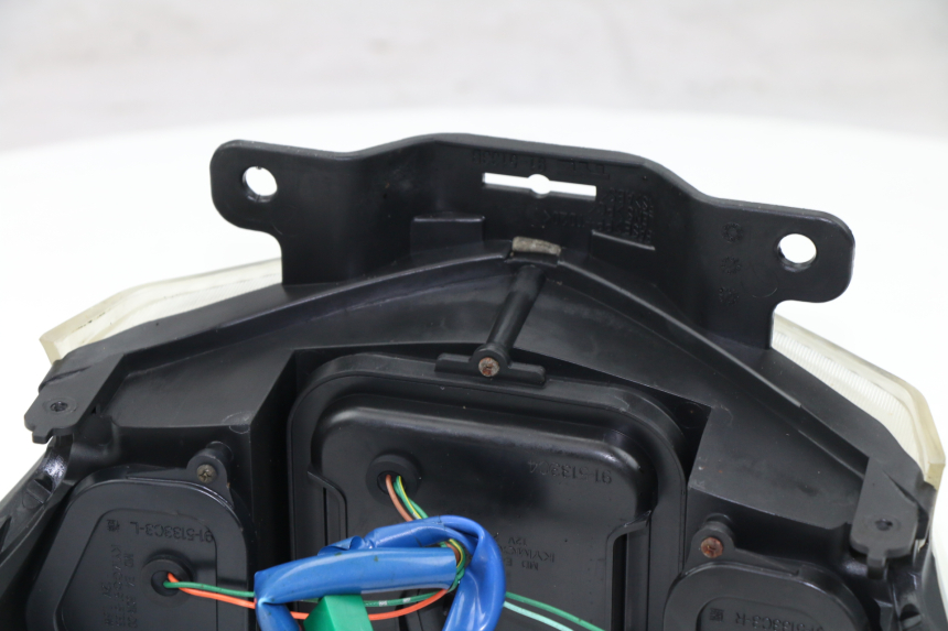 photo de FEU ARRIERE KYMCO PEOPLE S 125 (2000 - 2008) - Détails caractéristiques