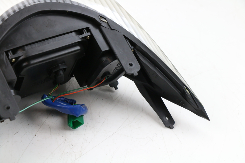 photo de FEU ARRIERE KYMCO PEOPLE S 125 (2000 - 2008) - Focus structure