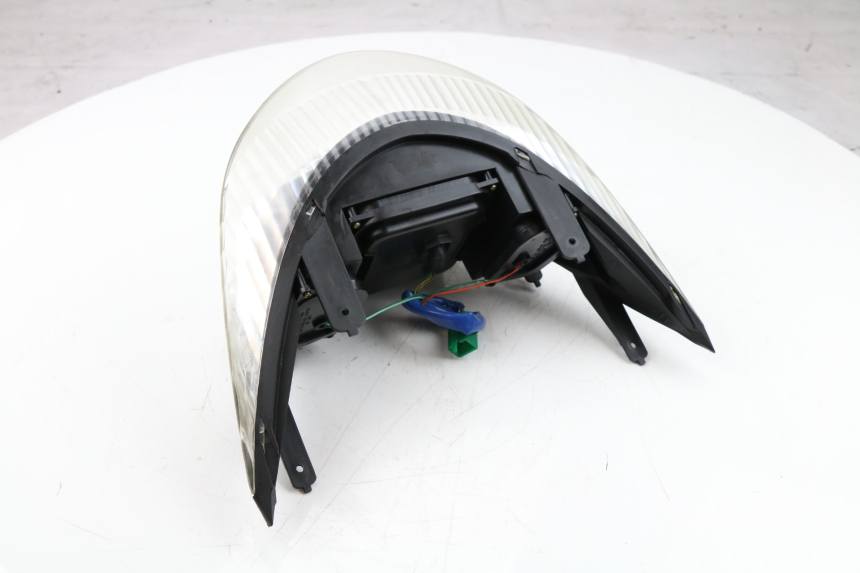 photo de FEU ARRIERE KYMCO PEOPLE S 125 (2000 - 2008) - Gros plan technique