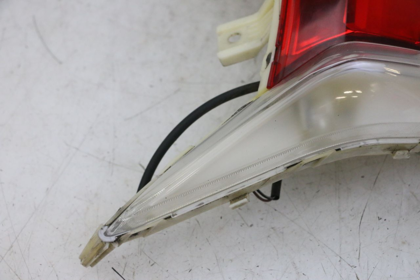 photo de FEU ARRIERE PEUGEOT CITYSTAR 2T 50 (2018 - 2021)