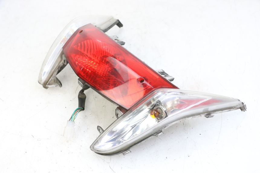 photo de FEU ARRIERE PEUGEOT CITYSTAR 50 (2013 - 2017)