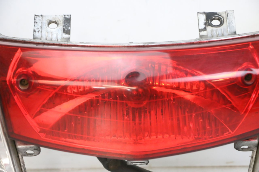 photo de FEU ARRIERE PEUGEOT CITYSTAR 50 (2013 - 2017)