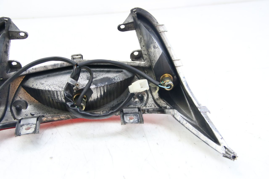 photo de FEU ARRIERE PEUGEOT CITYSTAR AIR 125 (2014 - 2017)