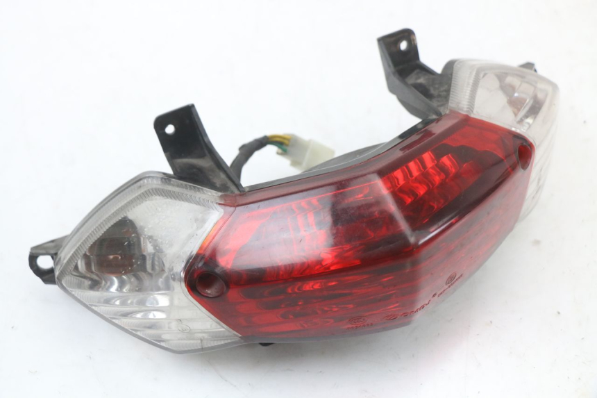 photo de FEU ARRIERE PEUGEOT KISBEE 2T 50 (2018 - 2022)