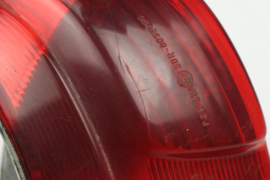 photo de FEU ARRIERE PEUGEOT TREKKER 50 (1998 - 2004)