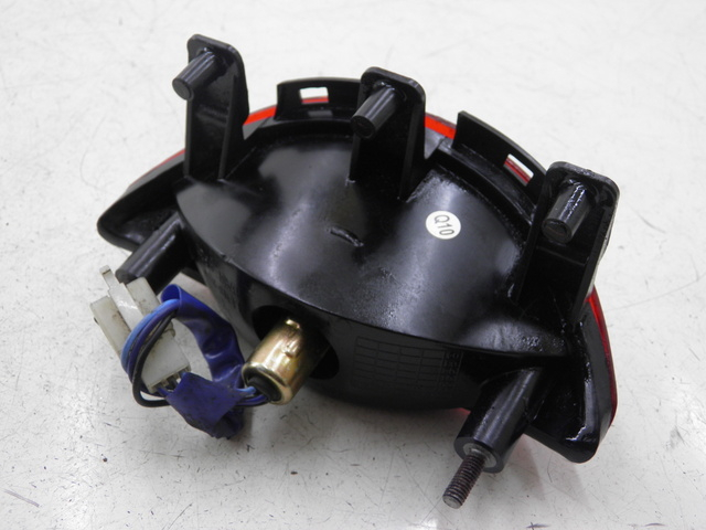 photo de FEU ARRIERE PGO LIGERO 50 (2006 - 2010) - Gros plan technique