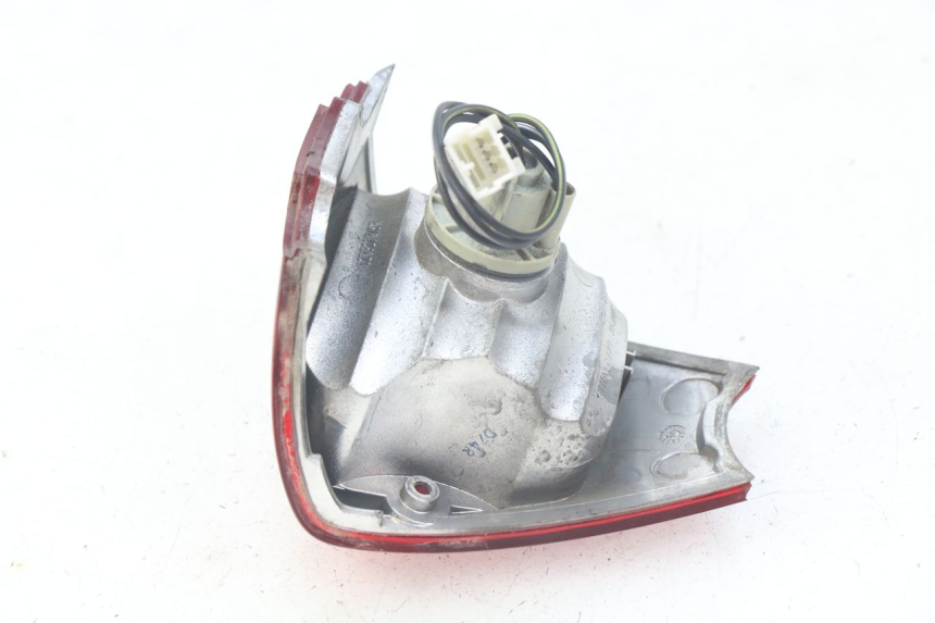 photo de FEU ARRIERE PIAGGIO FLY 125 (2005 - 2012)