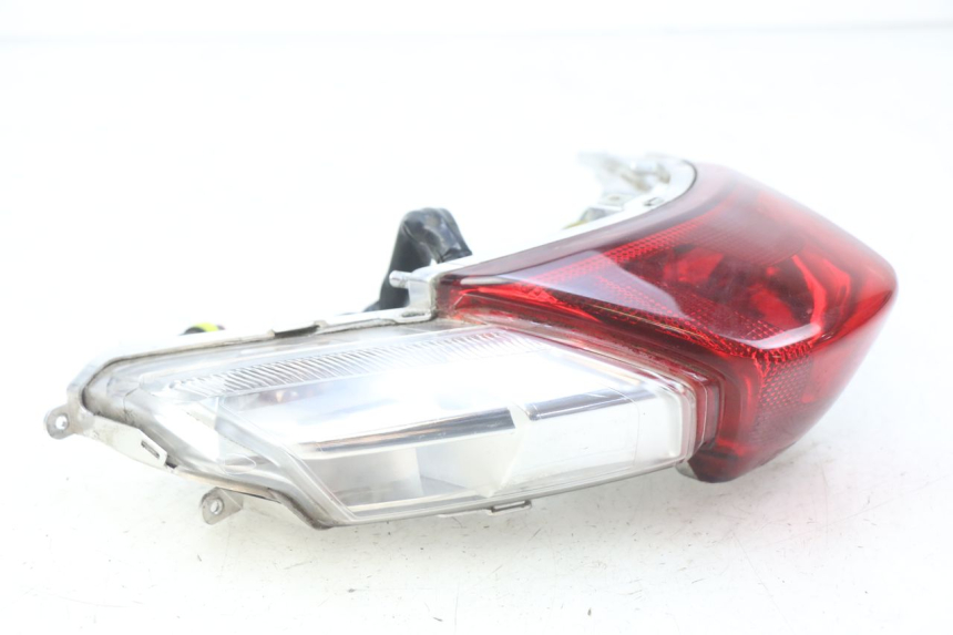photo de FEU ARRIERE PIAGGIO LIBERTY IGET S 125 (2016 - 2020)