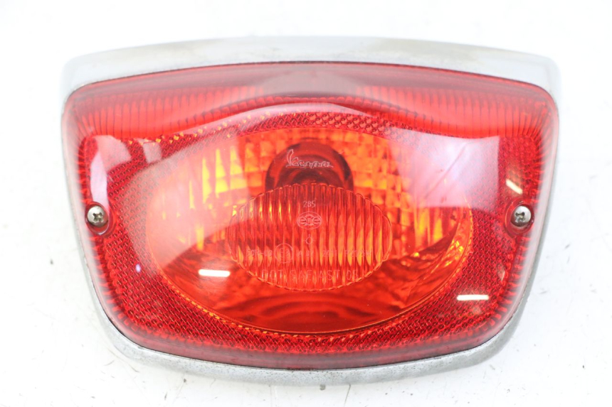 photo de FEU ARRIERE PIAGGIO VESPA LX 150 (2005 - 2013)
