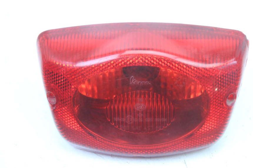 photo de FEU ARRIERE PIAGGIO VESPA LX IE 125 (2010 - 2012)
