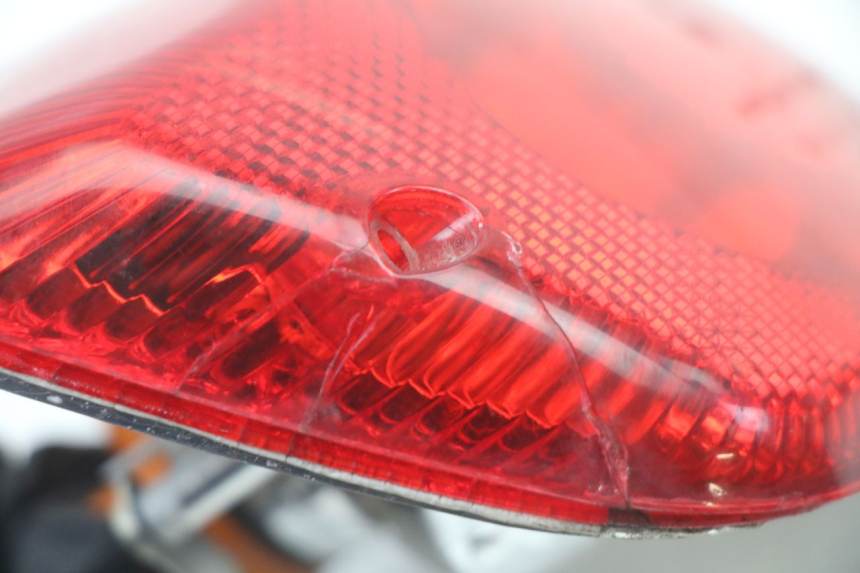 photo de FEU ARRIERE PIAGGIO VESPA LX IE 125 (2010 - 2012)