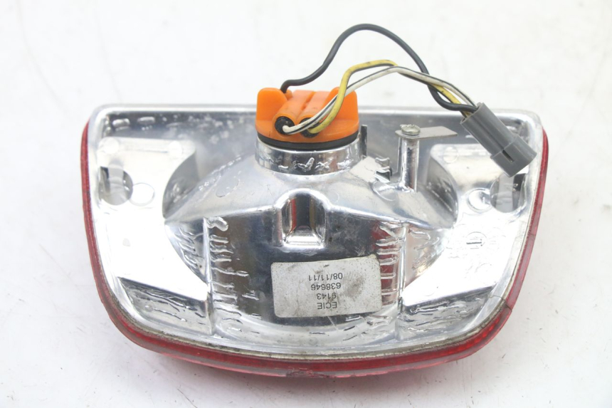 photo de FEU ARRIERE PIAGGIO VESPA LX IE 125 (2010 - 2012)
