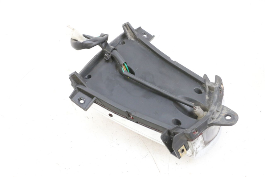 photo de FEU ARRIERE EFUN PUSA 1 - Vue d’ensemble