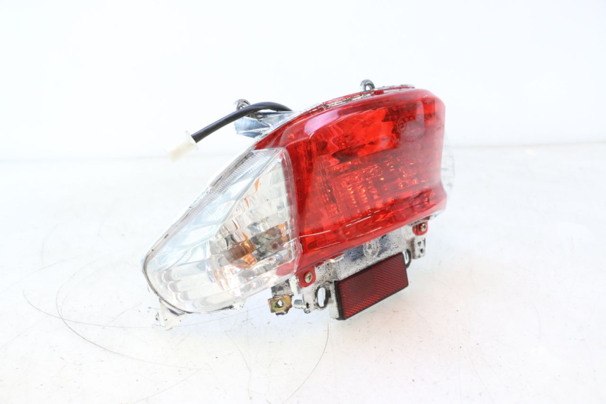 photo de FEU ARRIERE TNT MOTOR ROMA 12' 2T 50 (2007 - 2018) - Zoom composants