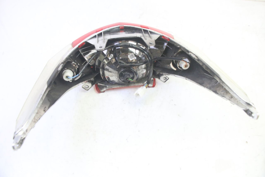 photo de FEU ARRIERE JM MOTORS SANTANA EVO 50 (2024 - 2026) - Points de fixation