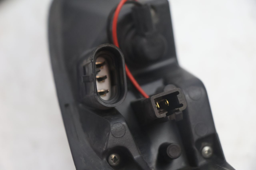 photo de FEU ARRIERE PEUGEOT SATELIS 125 (2013 - 2018) - Vue produit