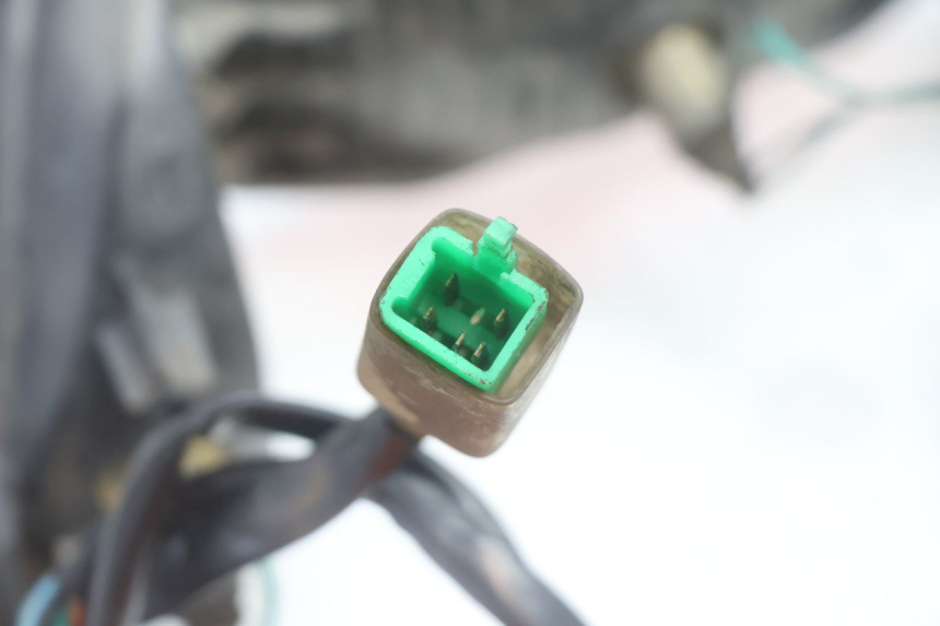 photo de FEU ARRIERE HONDA SCV LEAD 100 (2003 - 2007) - Points de fixation