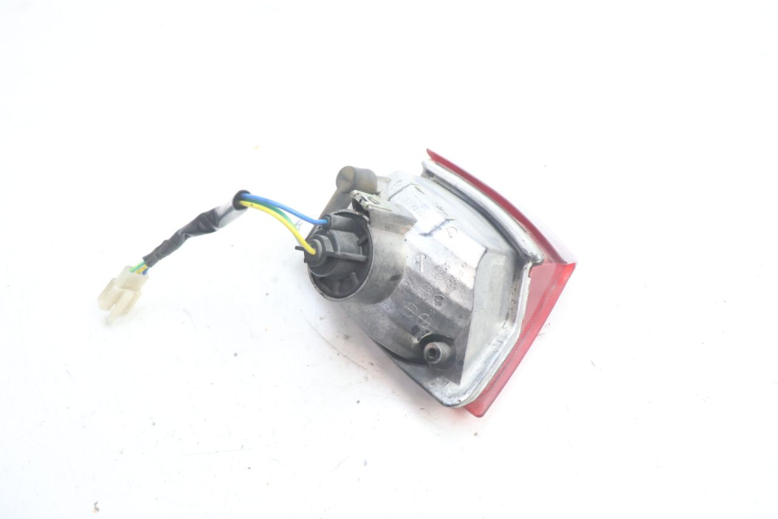 photo de FEU ARRIERE APRILIA SR 2T 50 (2012 - 2017) - Vue d’ensemble