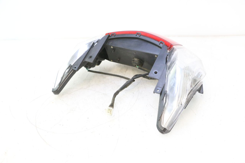 photo de FEU ARRIERE RAZZO STEED 125 (2012 - 2018) - Pièce contrôlée