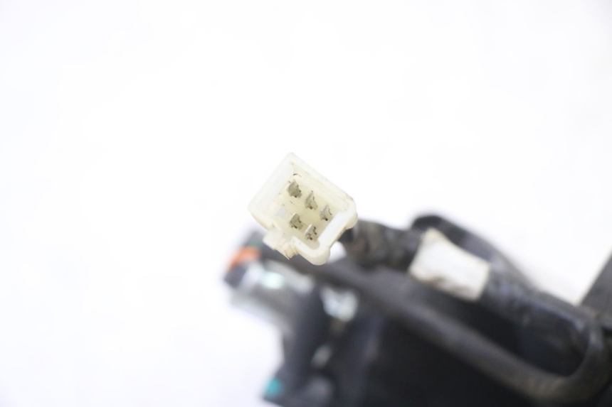 photo de FEU ARRIERE PEUGEOT STREETZONE I NAKED 2T 50 (2018 - 2020)